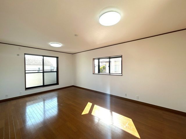 Renovated 4LDK House in Kawasoe, Saga City - Thumbnail 2