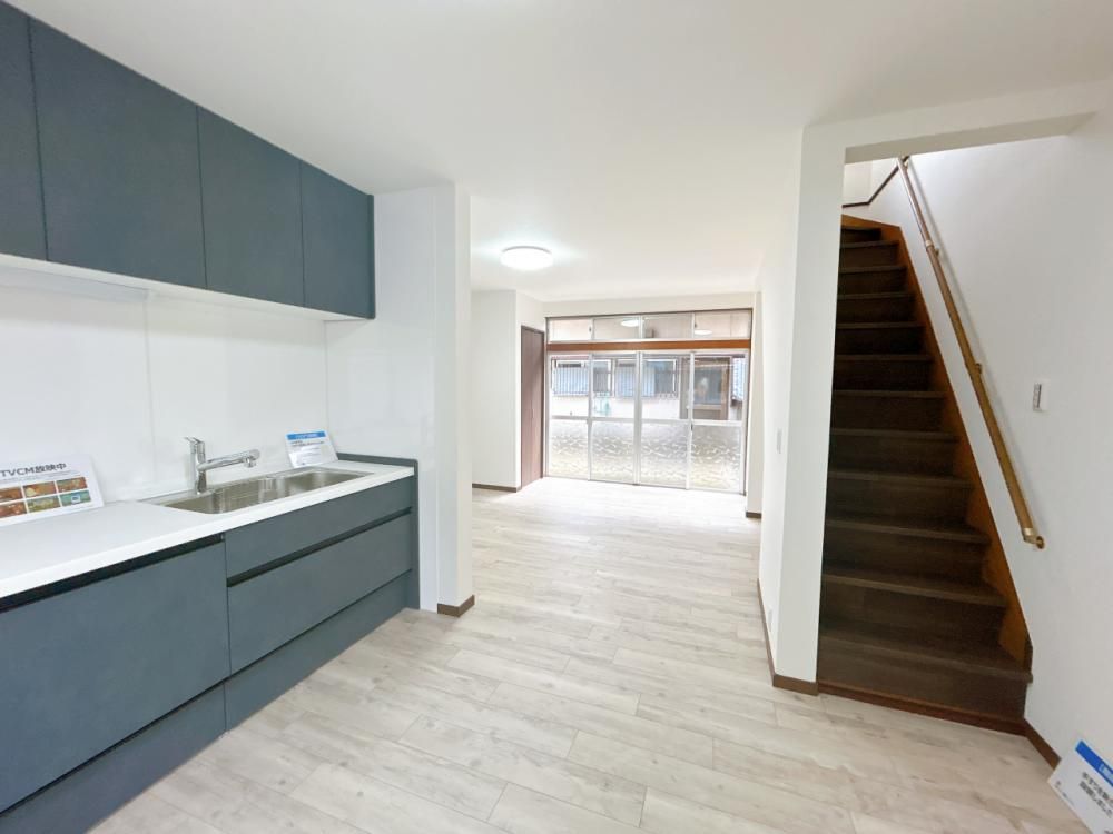 Renovated 3LDK House in Kitakyushu, Fukuoka with Seismic Upgrades - Thumbnail 4