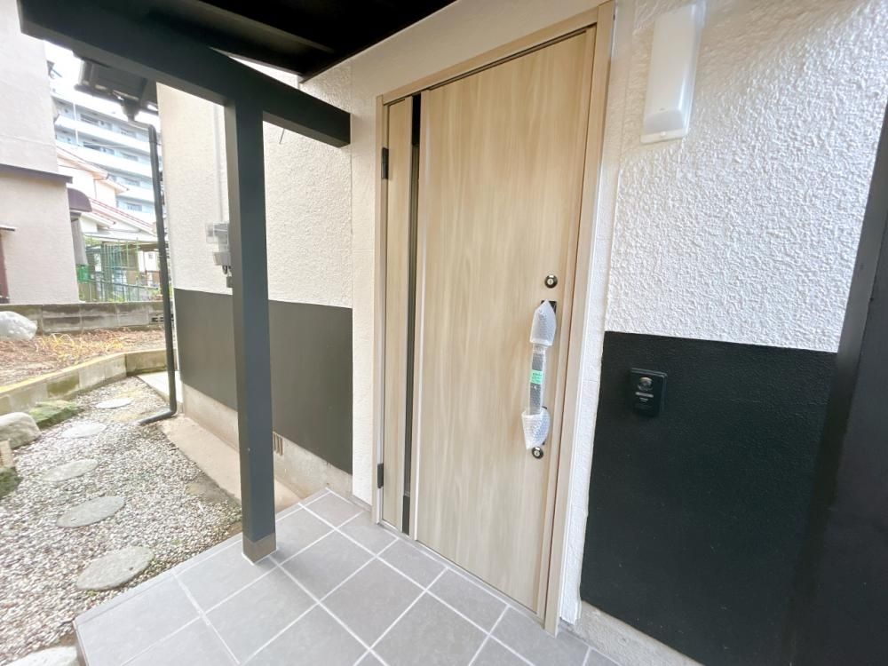 Renovated 3LDK House in Kitakyushu, Fukuoka with Seismic Upgrades - Thumbnail 3