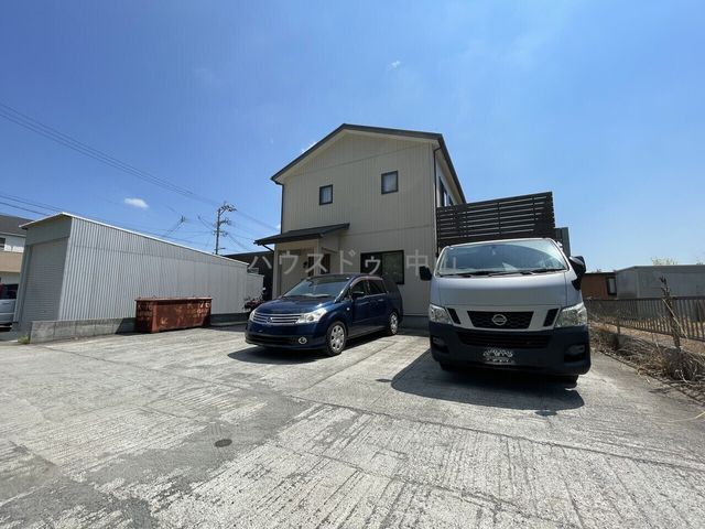 4LDK House in Kagoshima with 200sqm Land - Built 2019 - Thumbnail 2