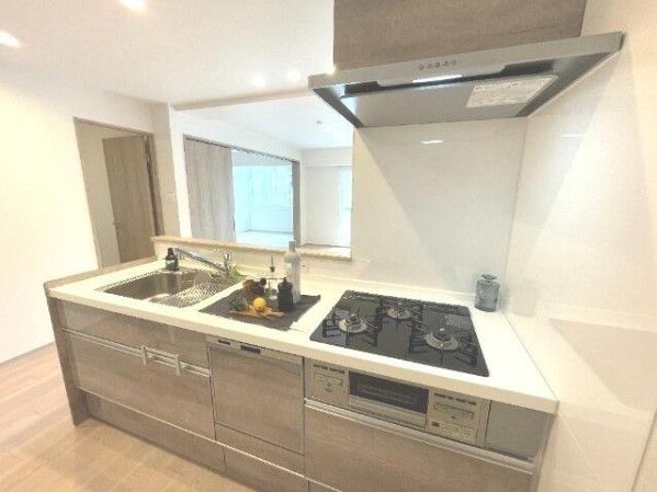 3LDK Apartment near Nishi 18-chome Station, Sapporo - Thumbnail 2
