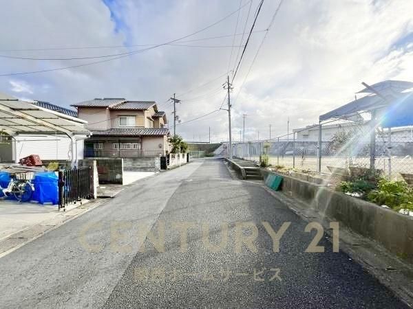Land for Sale in Fushimi Ward, Kyoto - 142.31 sqm Plot - Thumbnail 4