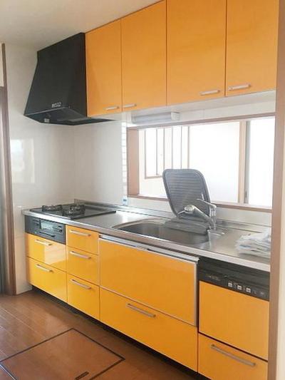 [Homes] Used detached house in Kaizuka City | — Image 1, Kaizuka, Osaka