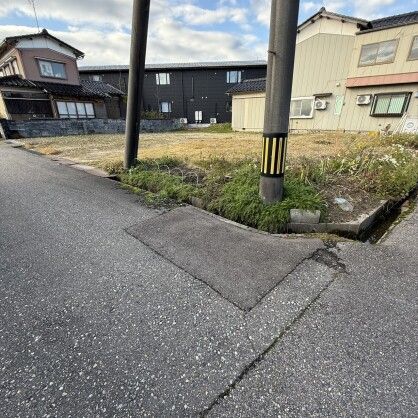 Vacant Land for Sale in Oyabe, Toyama - 293.26 sqm Plot - Thumbnail 2
