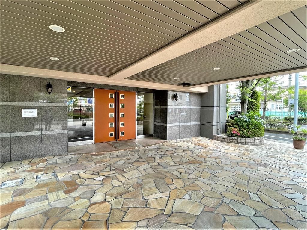3LDK Apartment for Sale in Nabeshima, Saga City - Thumbnail 2