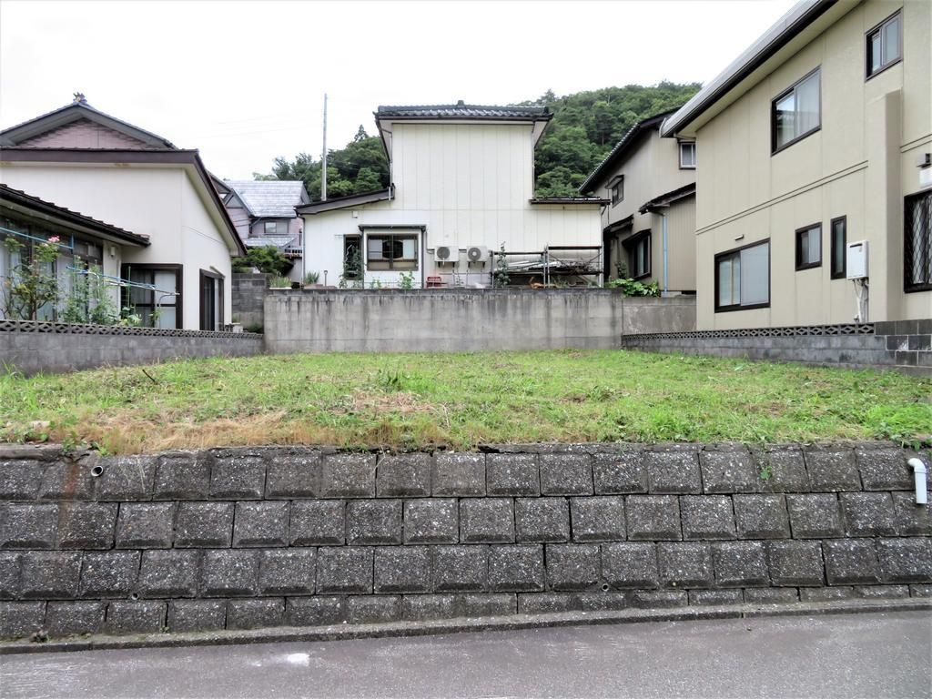 Vacant Land for Sale in Kyogamine, Itoigawa City, Niigata - Thumbnail 2