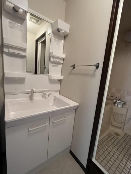 2LDK Apartment for Sale near Minami-Toyama Station, Toyama - Thumbnail 4