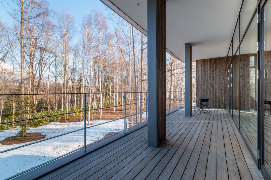Luxury Chalet in Niseko Hirafu with Mount Yotei Views - Thumbnail 4