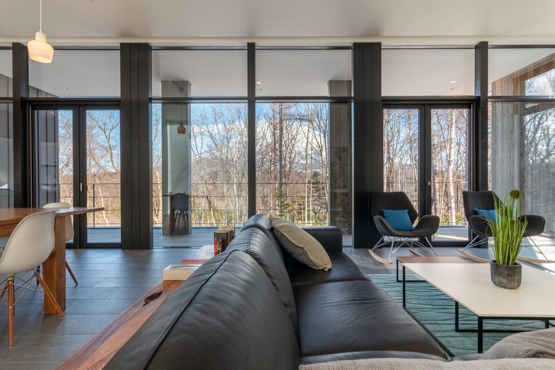 Luxury Chalet in Niseko Hirafu with Mount Yotei Views - Thumbnail 3