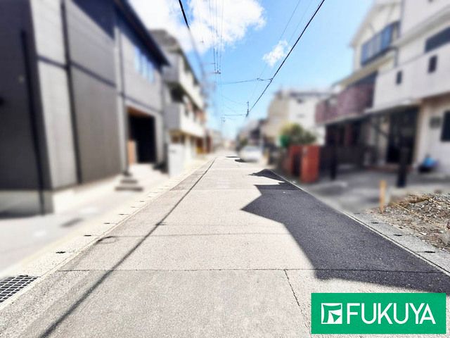 Land for Sale Near Katsura Station, Kyoto - Corner Plot - Thumbnail 2