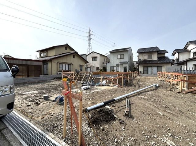 New 4LDK House in Ayatamachi, Toyama with Walk-in Closet - Thumbnail 3