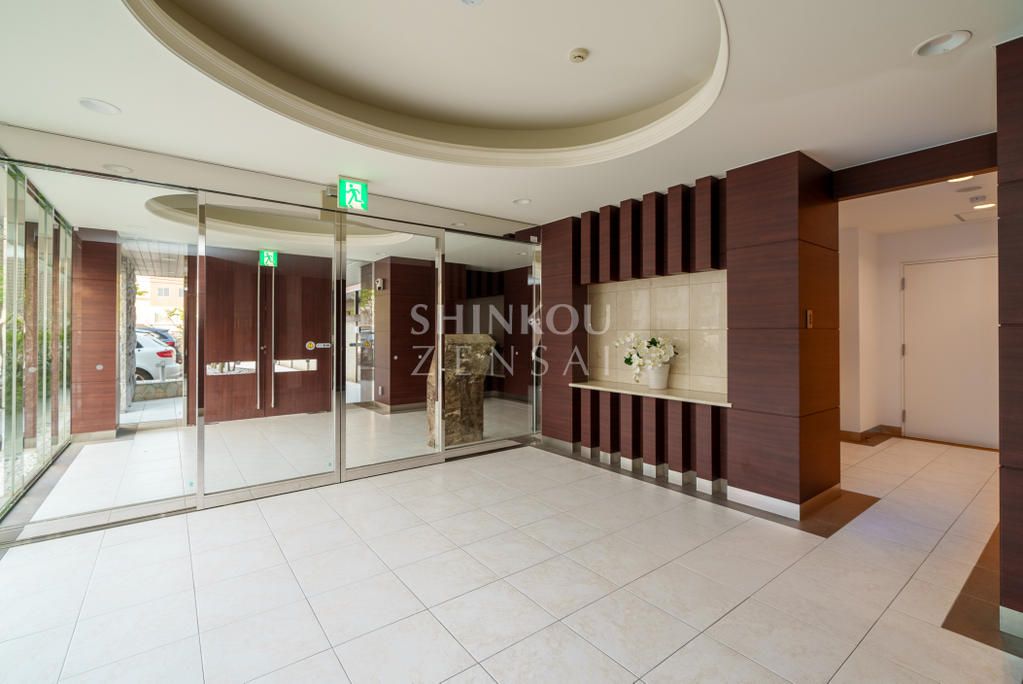 Aile Mansion Hiroomote 4F 3LDK Apartment for Sale in Akita - Thumbnail 3