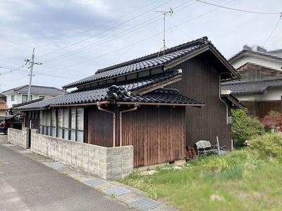 Spacious 4DK House with Large Plot in Yodoe, Yonago — Image 1, Yonago, Tottori