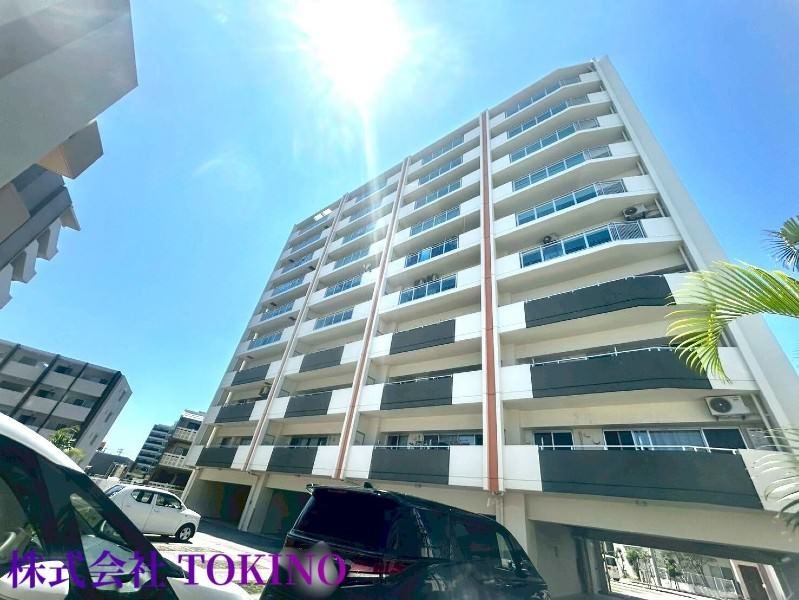 Bears Court Kuwae Sun Life 2LDK Apartment for Sale in Chatan - Thumbnail 2