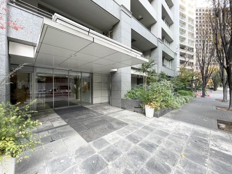Renovated 2LDK Apartment near Roppongi Ichome Station, Minato - Thumbnail 2