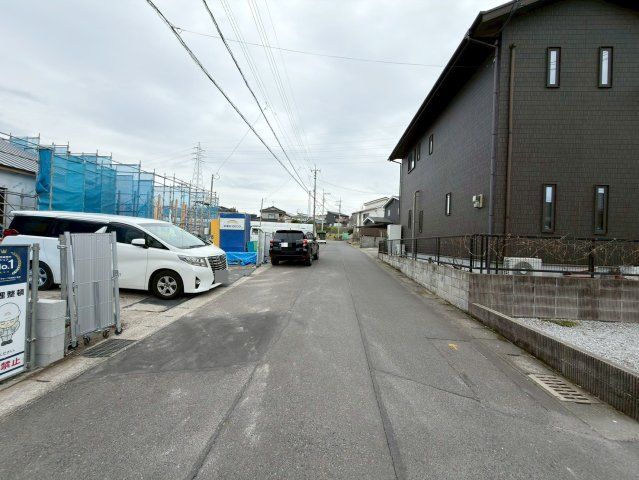 New 4LDK House with Solar Power in Kagoshima's Yoshino - Thumbnail 4