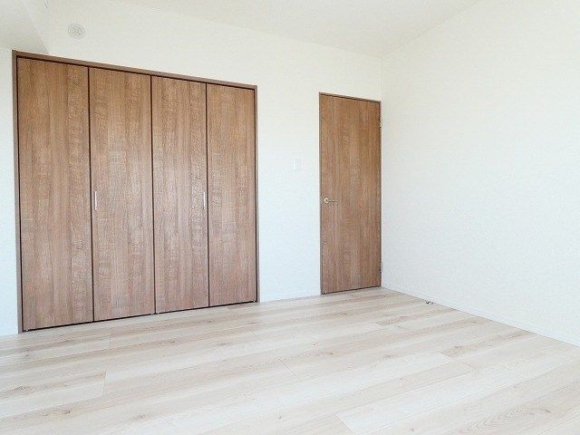 Renovated 3LDK Apartment for Sale in Okayama City - Thumbnail 4