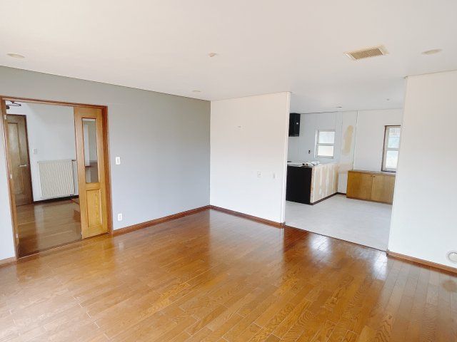 6SLDK House on 502 sqm Land in Shibukawa, Gunma for Sale - Thumbnail 4