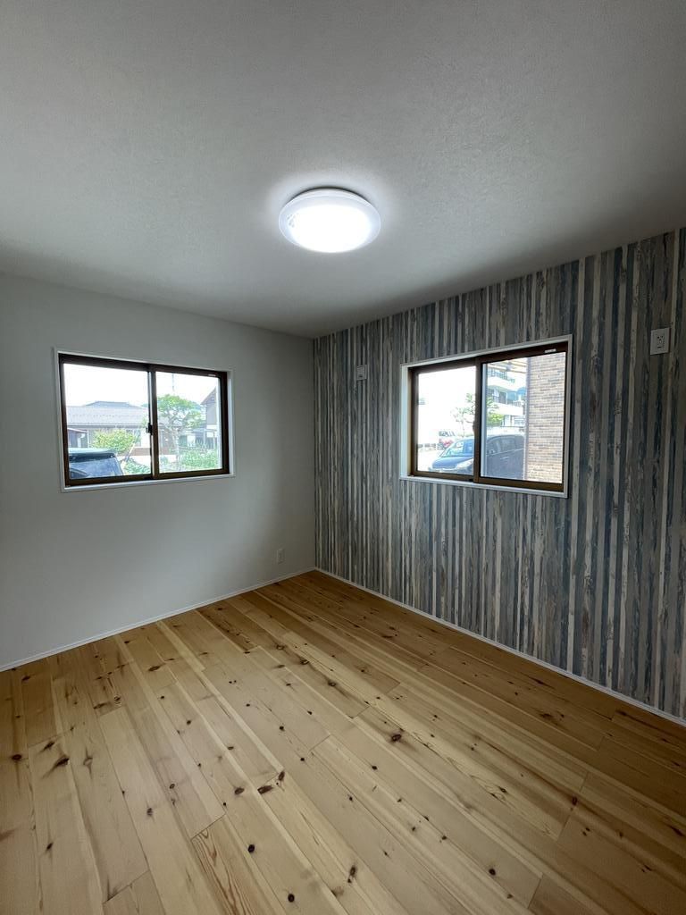 2DK Newly Built House for Sale in Suzaka, Nagano - Thumbnail 3