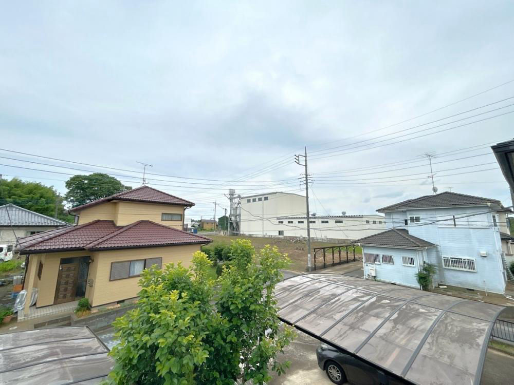 3LDK house in Omitama with parking for 2 cars - Thumbnail 2