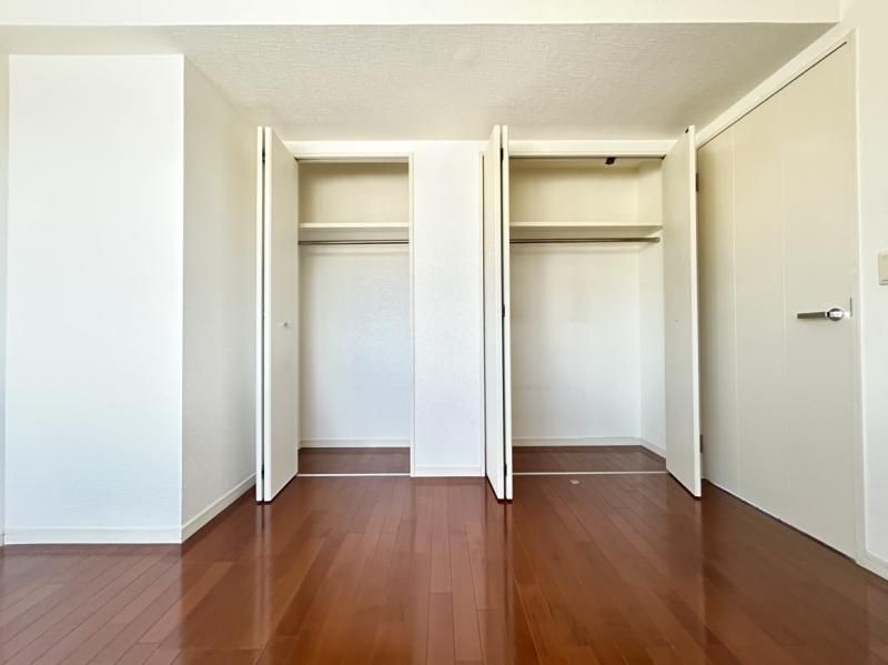 4LDK Apartment near Chikushi Station, Chikushino City - Thumbnail 2