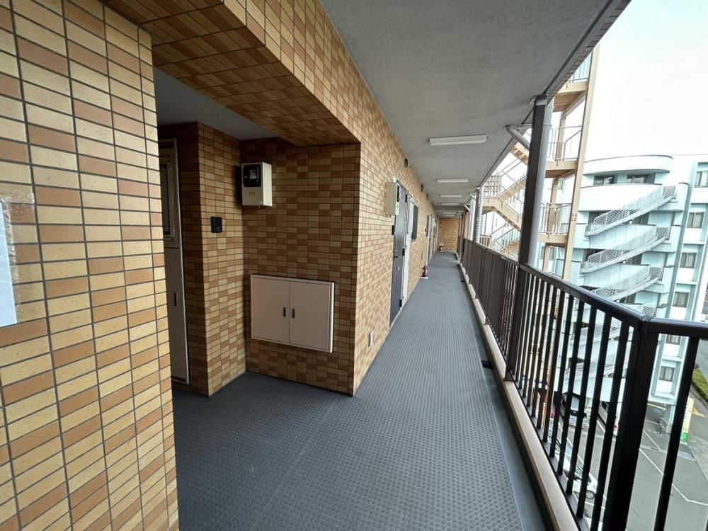 Dia Palace Nagano Avenue 6F 2DK Apartment for Sale in Nagano City - Thumbnail 2