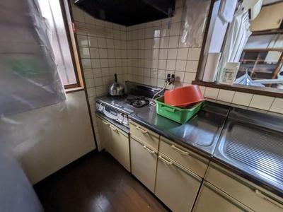 2LDK House in Kitakyushu with Historic Charm — Image 3, Moji, Fukuoka