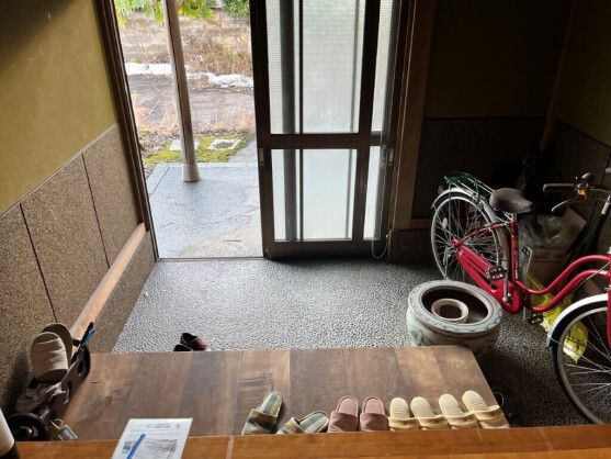 1975 Wooden House on 905 sqm Land in Oyabe, Toyama - Renovated - Thumbnail 3