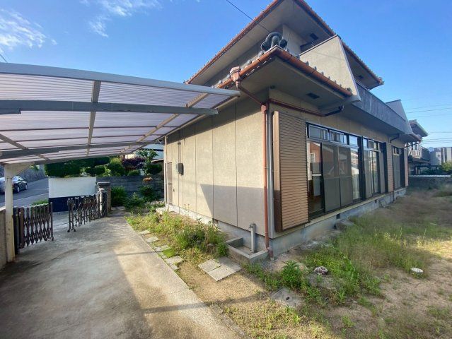 Spacious 5DK House on 279 sqm Plot in Onomichi, Hiroshima - Image 7