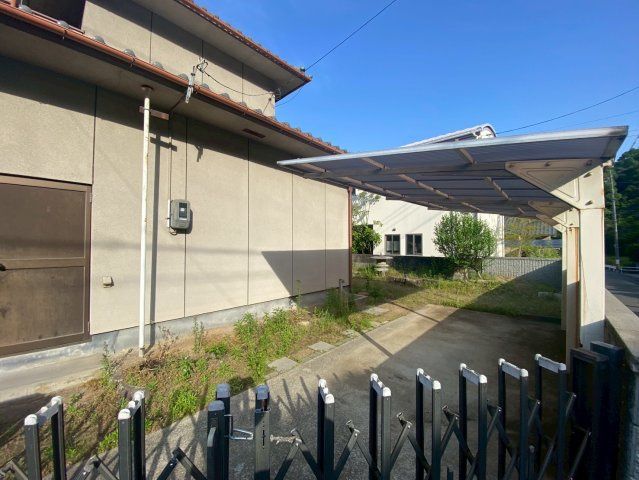 Spacious 5DK House on 279 sqm Plot in Onomichi, Hiroshima - Image 7