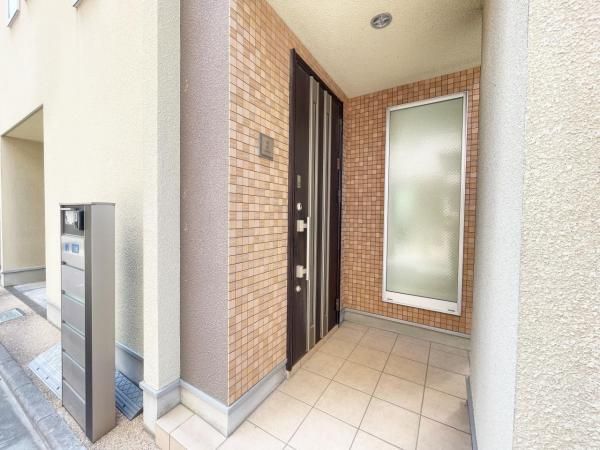 Modern 3LDK House with Roof Balcony near Machiya Station, Tokyo - Thumbnail 3