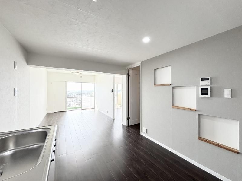 Renovated 3LDK Apartment in Koyodai Sunny Heights, Tomiya - Thumbnail 3