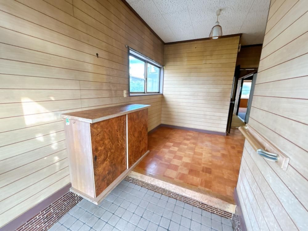 Renovated 5LDK House in Sakata with Modern Amenities and Garden - Thumbnail 4