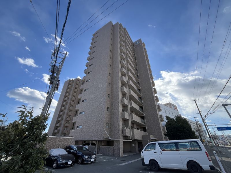 3LDK Apartment in Central Hamamatsu with South-Facing Balcony - Thumbnail 2