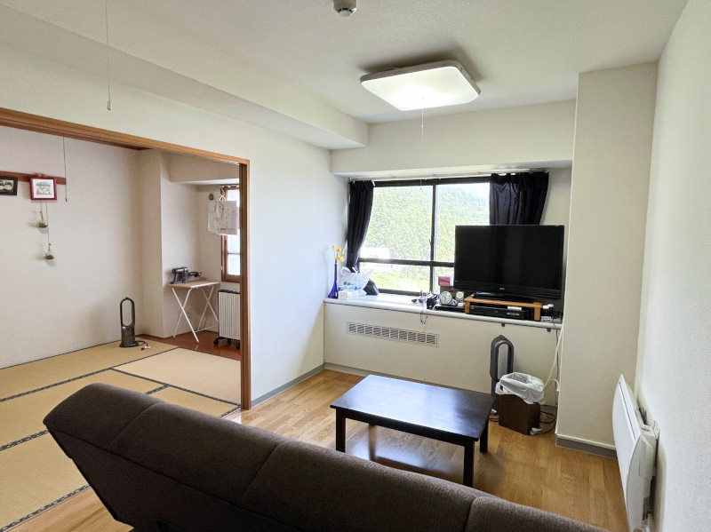 Lions Mansion Ishiuchi Maruyama 14F 1DK Apartment for Sale - Thumbnail 2
