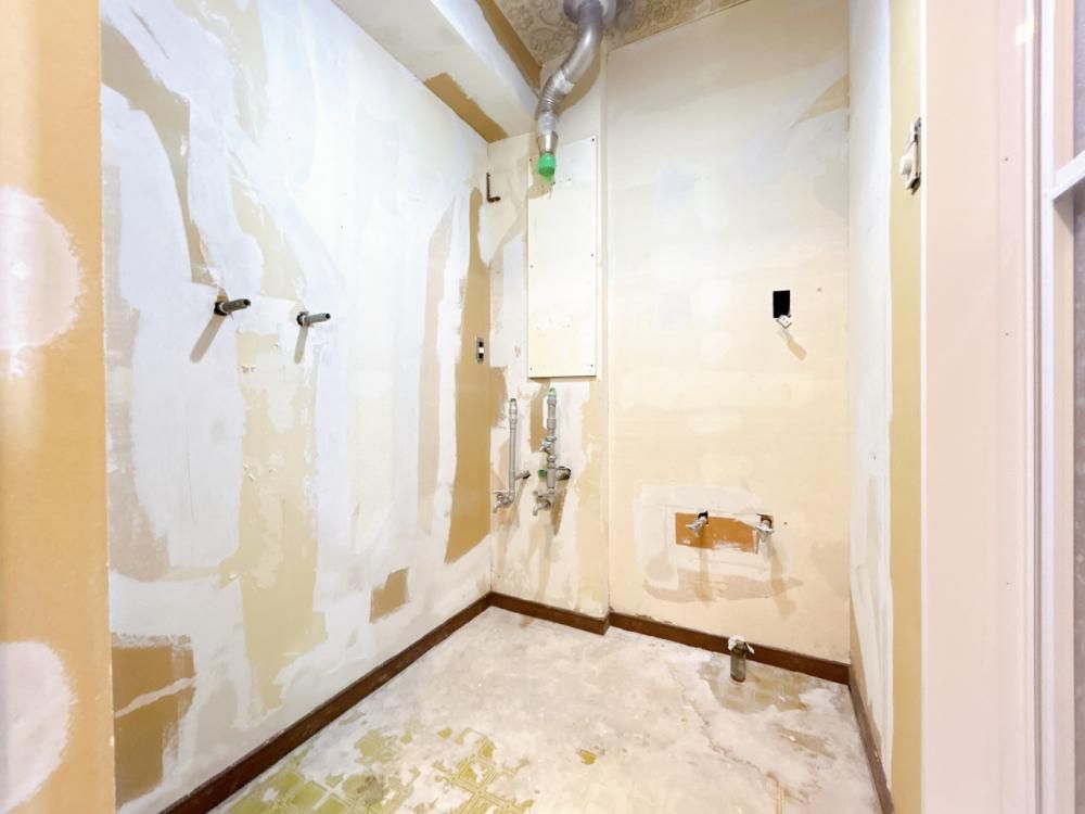 Renovated 1LDK Apartment for Sale in Tomakomai, Hokkaido - Thumbnail 4