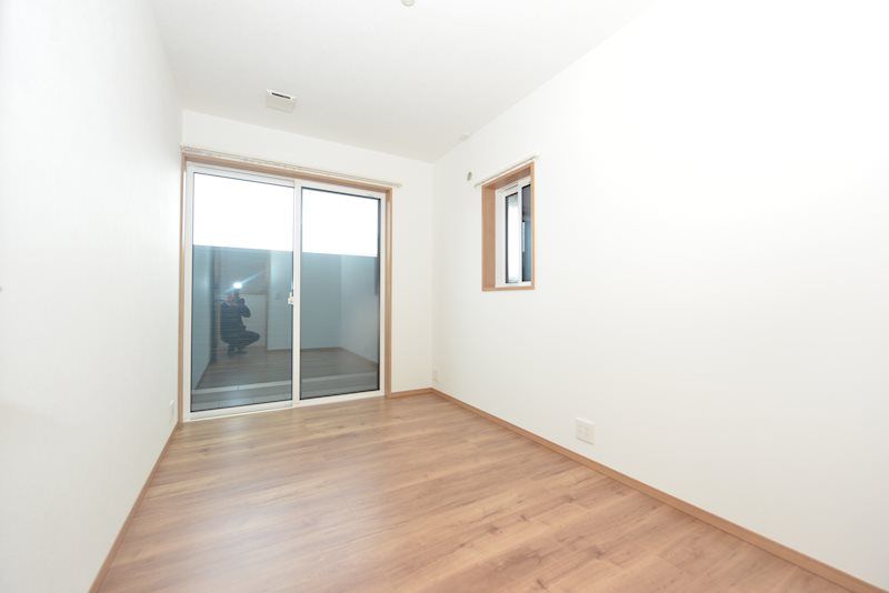 Modern 3LDK House in Kyoto's Nishikyo Ward - Thumbnail 2