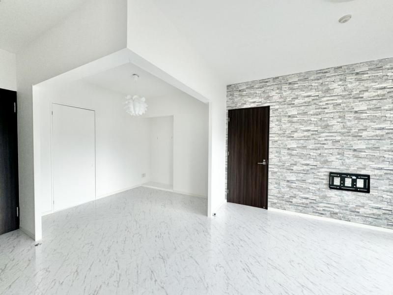 Premier Higashi-Kanazawa Station Front 3LDK Apartment for Sale - Thumbnail 2