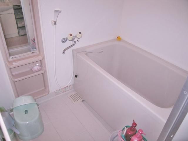1LDK Apartment for Sale in Shuzenji Onsen, Izu City - Thumbnail 4