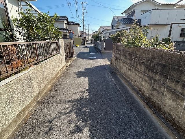 Corner Land Plot with Old House in Iwakuni, Yamaguchi - Thumbnail 4