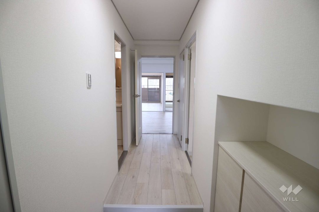 Renovated 3LDK Apartment for Sale in Itami, Hyogo - Thumbnail 3