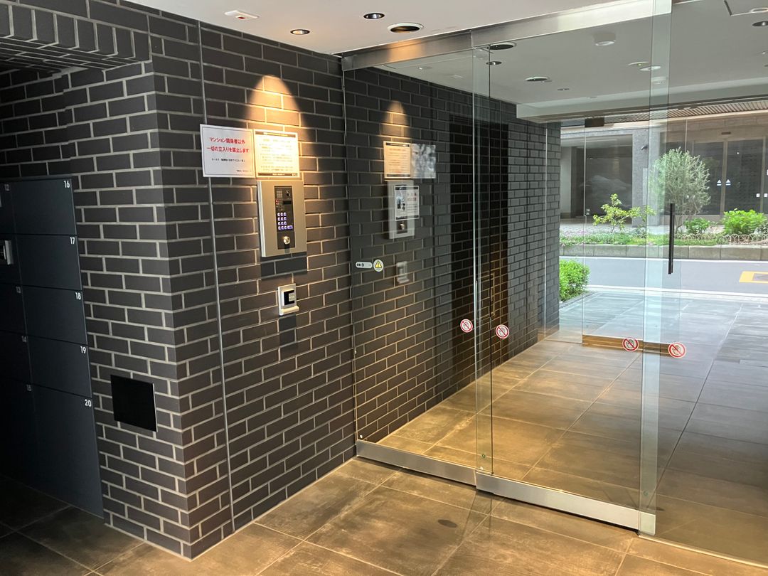 1K Apartment for Sale in Yokohama Minami Ward - 20.43m² - Thumbnail 3