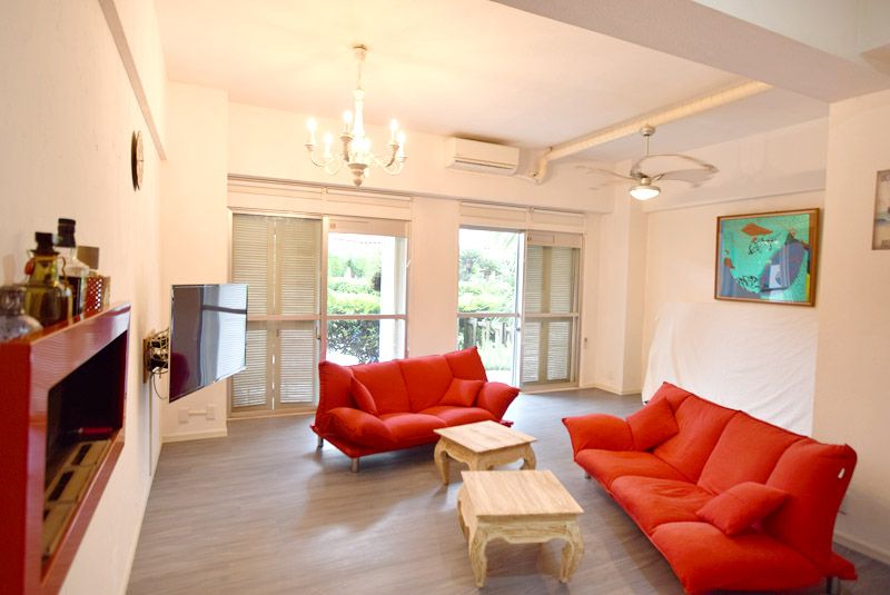 Zushi Marina Apartment for Sale - Renovated 1R with Balcony - Thumbnail 2