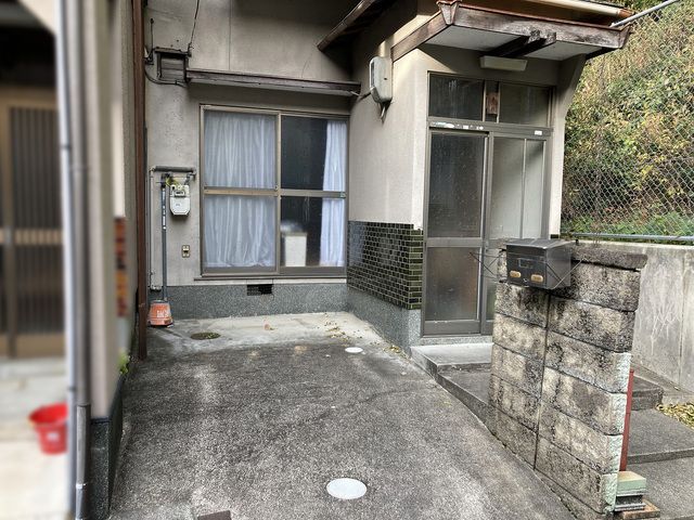 Land for Sale in Fushimi Ward, Kyoto - Build Your Custom Home - Thumbnail 4