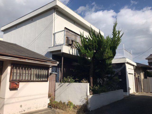 Land for Sale in Wakayama City with Old House - 184.31 sqm - Thumbnail 3