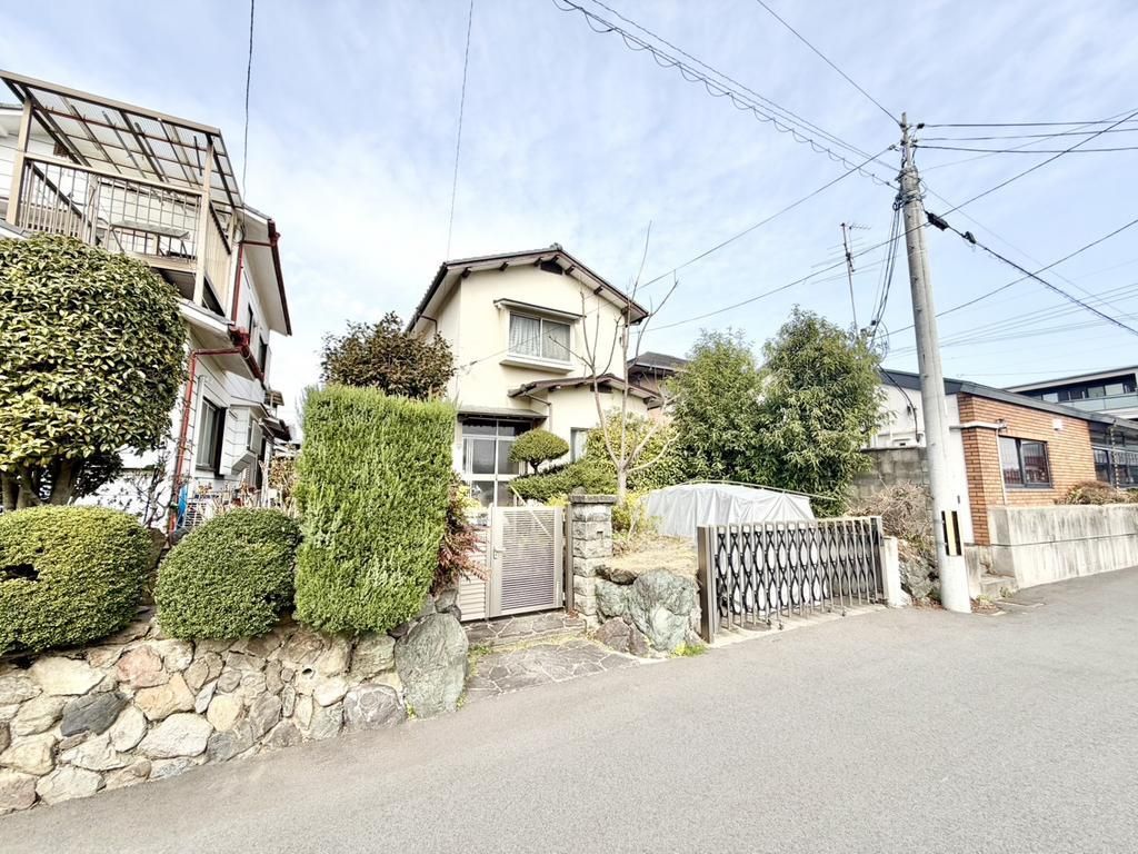 Land for Sale in Nagaokakyo, Kyoto - 45.33 Tsubo Plot Near JR Station - Thumbnail 3