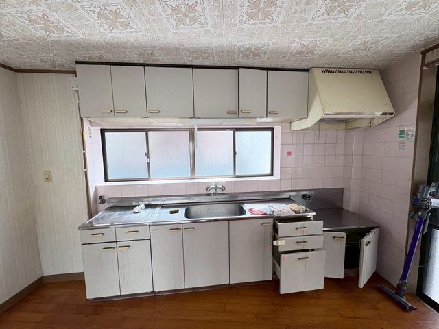 4DK Family Home Near Miyazaki Station - Thumbnail 3