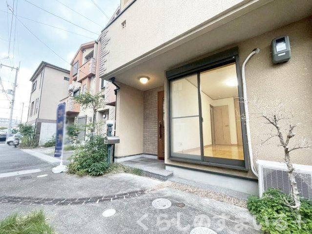 Spacious 3LDK Detached House for Sale in Ukyo Ward, Kyoto - Thumbnail 3