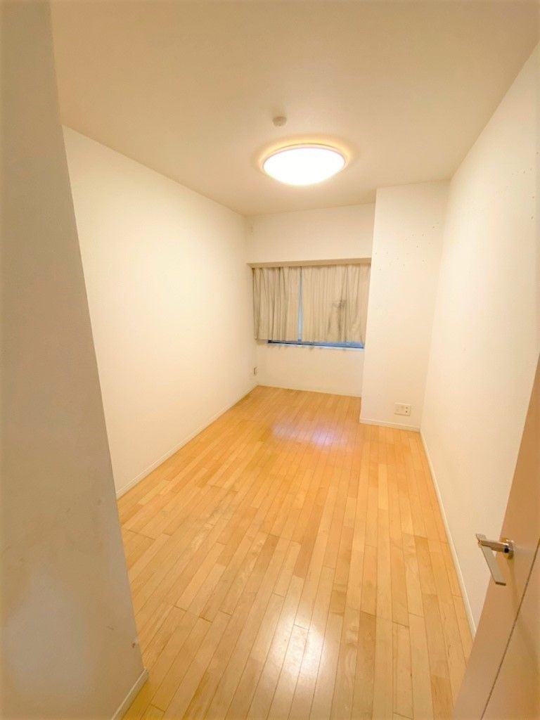 Nisshin Palace Stage Miura Kaigan 3LDK Apartment with Garden - Thumbnail 2