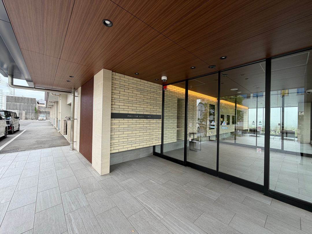 3LDK Apartment for Sale in Takamatsu, Kagawa - Thumbnail 2